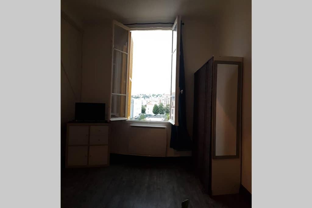 Beau F2 Saint-jean D'angely Appartamento Nizza