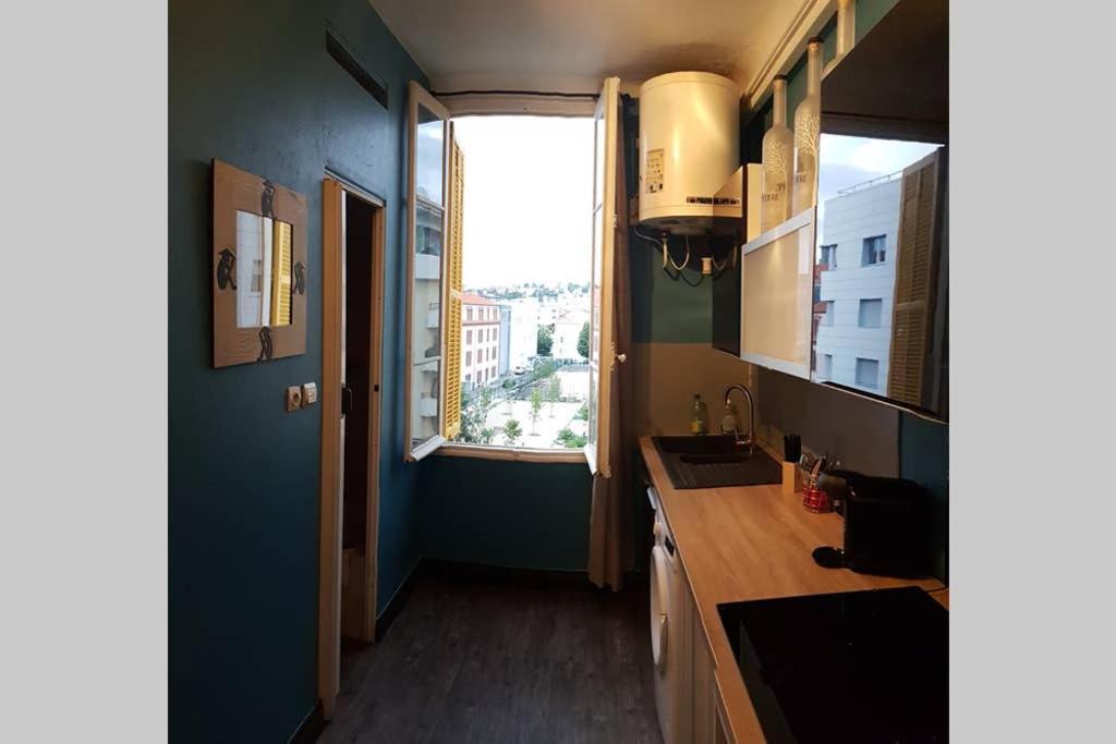 Beau F2 Saint-jean D'angely * Nizza