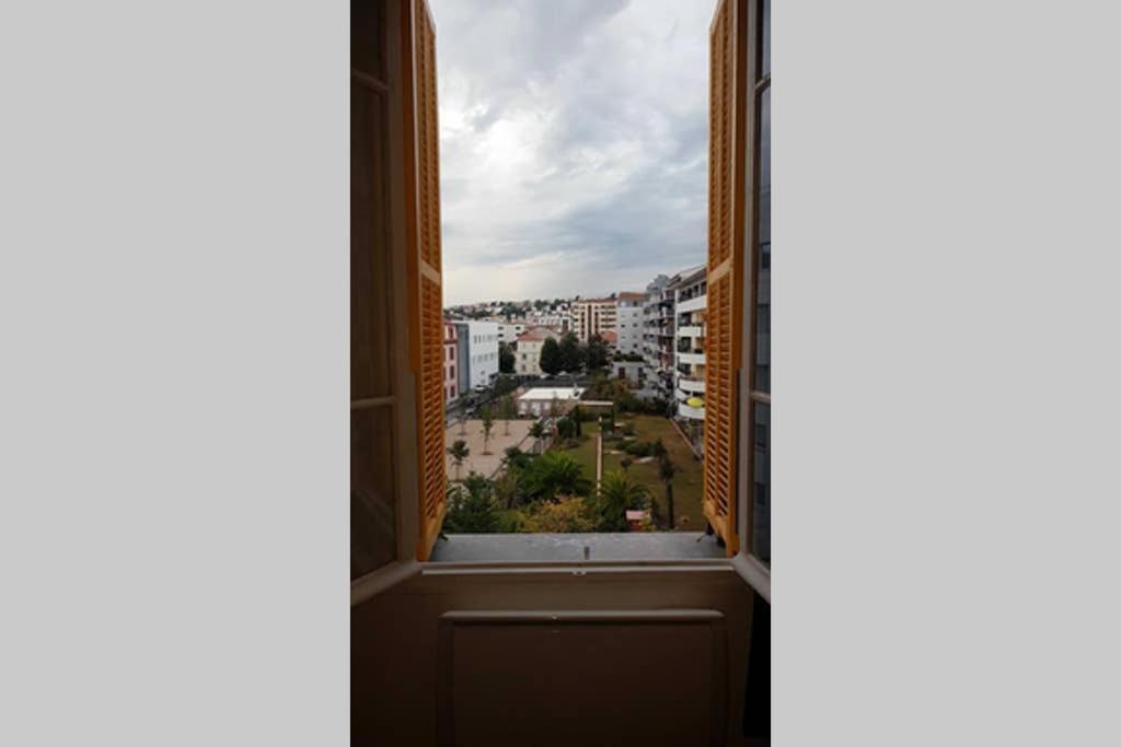 Beau F2 Saint-jean D'angely Appartamento Nizza
